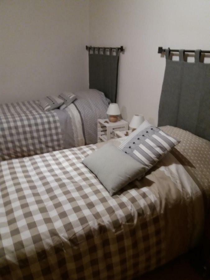 Villa Les Copains D'Abord Beaucroissant Esterno foto